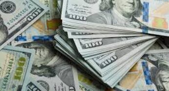 Dolar AS Menguat, Rupiah Kembali Tertekan di Awal Pekan