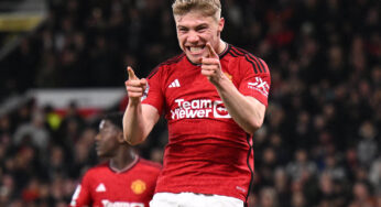 Hojlund Tegaskan Tak Ada Rencana Pindah dari Manchester United