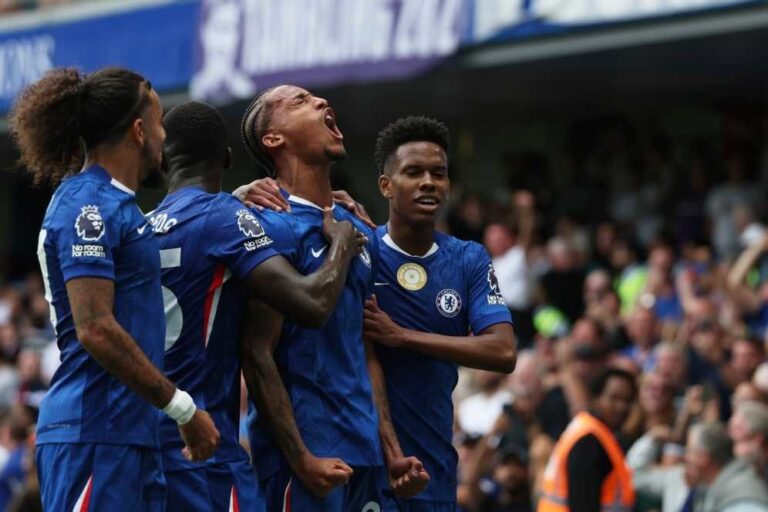 Keputusan Aneh Chelsea: Trio Terbuang Masuk Daftar Skuad Premier League 2025/2026