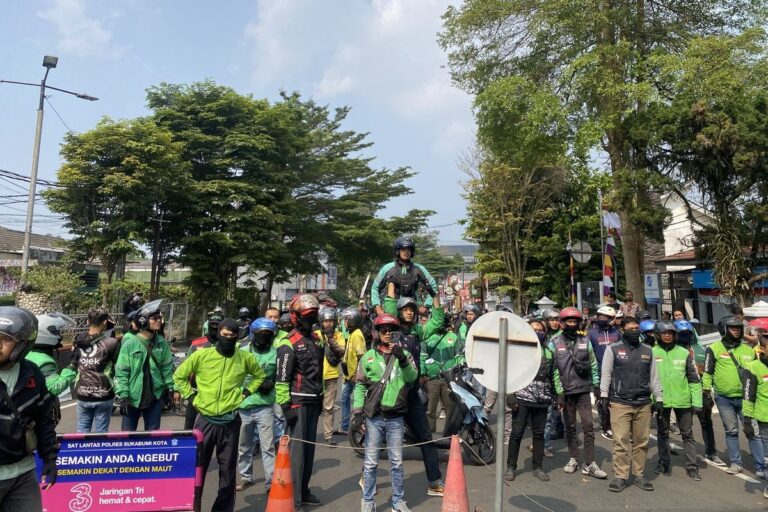 Ojol Gelar Demo Aksi 179