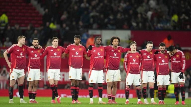 Manchester United Siapkan Perombakan Besar di Lini Depan