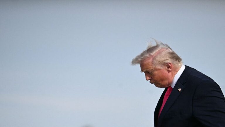 Trump Media Lepas Bitcoin Rp 3,62 Triliun, Investor Khawatir Tekanan Jual