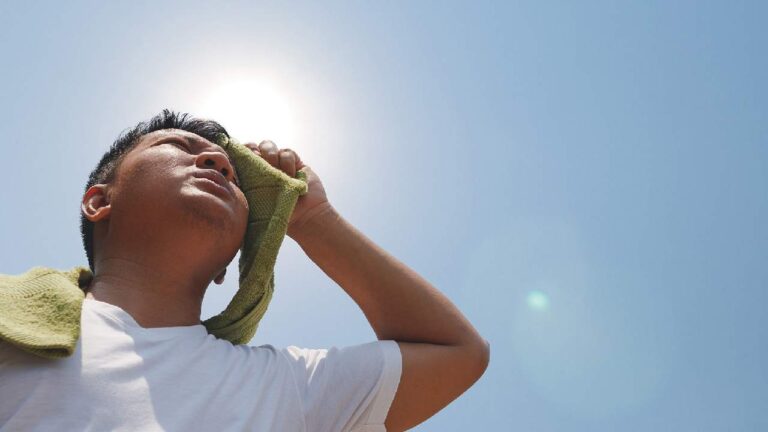 Jangan Anggap Remeh Heat Stroke, Ancaman Nyata di Tengah Musim Kemarau yang Lebih Panjang